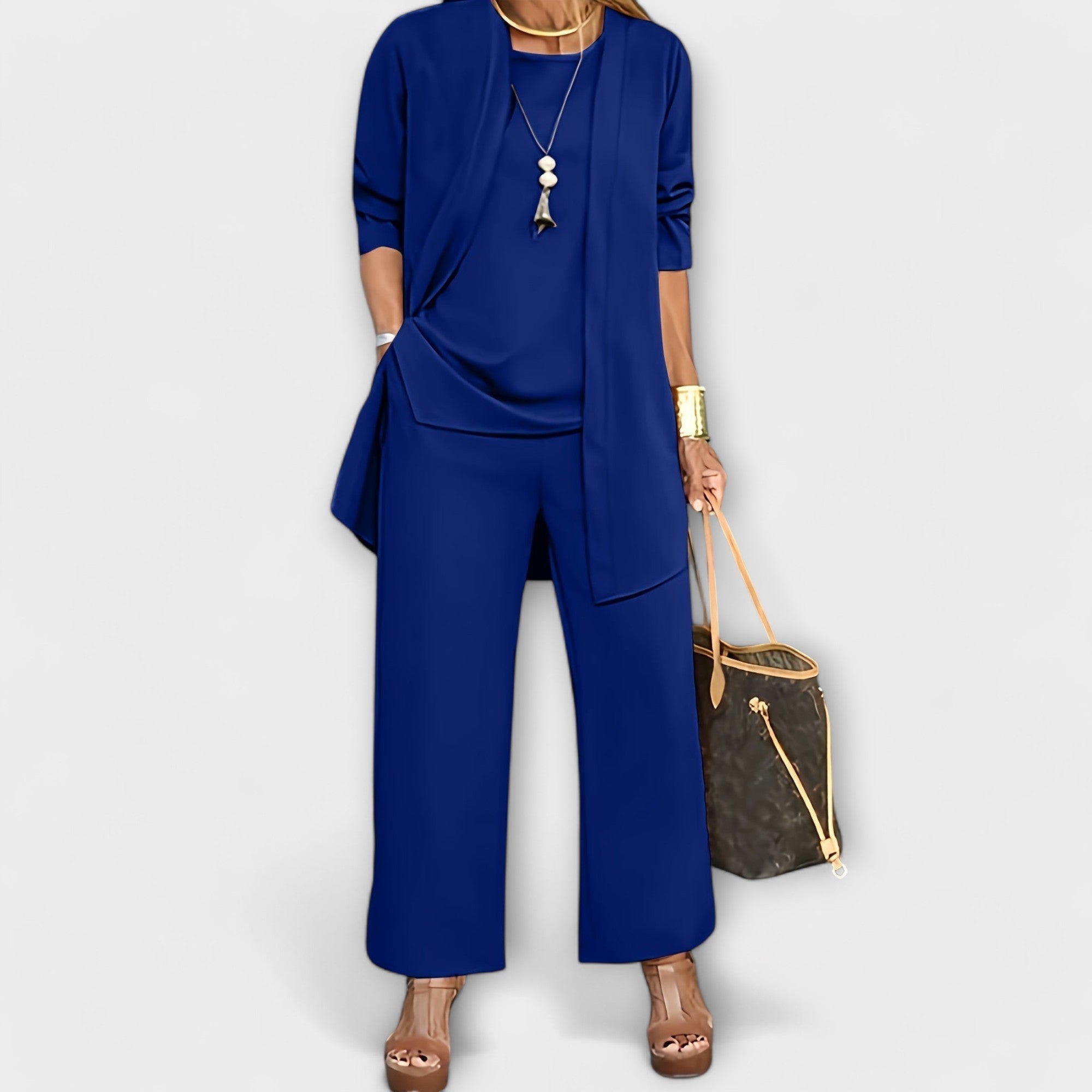 Lora – Truc casual cu trei piese